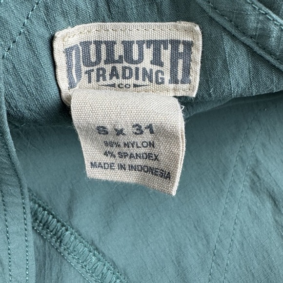 Duluth Trading Co Women's Heirloom Gardening Overalls Green Small X 31 EUC - Picture 4 of 9